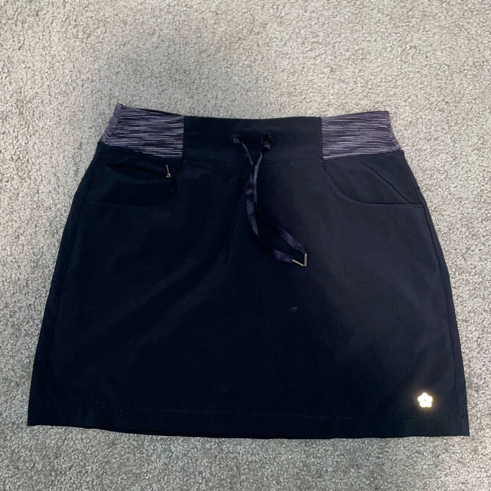Tuff Athletics - Black Skort - Size M
